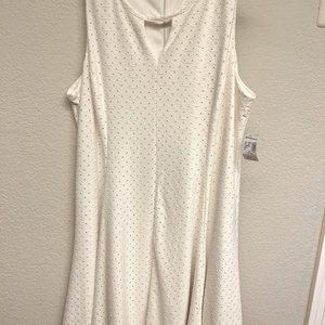 Elegant White dress from Dressbarn with tag - Size16